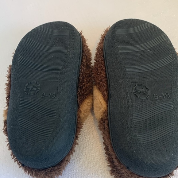 Wonder Nation Fleece Brown Teddy Bear Warm Fuzzy Slippers Boys Girls Size 9/10 - Picture 3 of 5